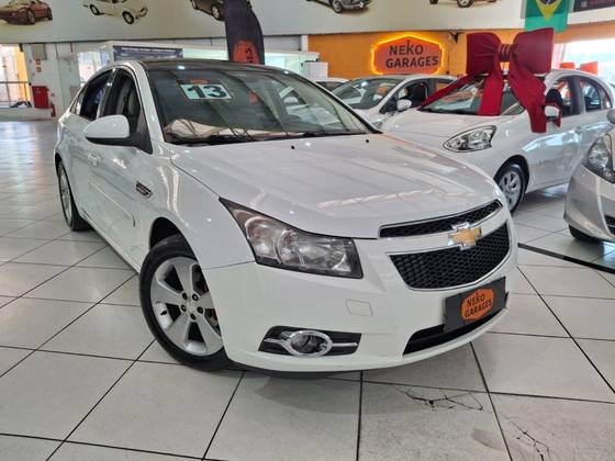 CHEVROLET CRUZE 1.8 LT 16V FLEX 4P AUTOMÁTICO CHEVROLET CRUZE 1.8 LT 16V FLEX 4P AUTOMÁTICO